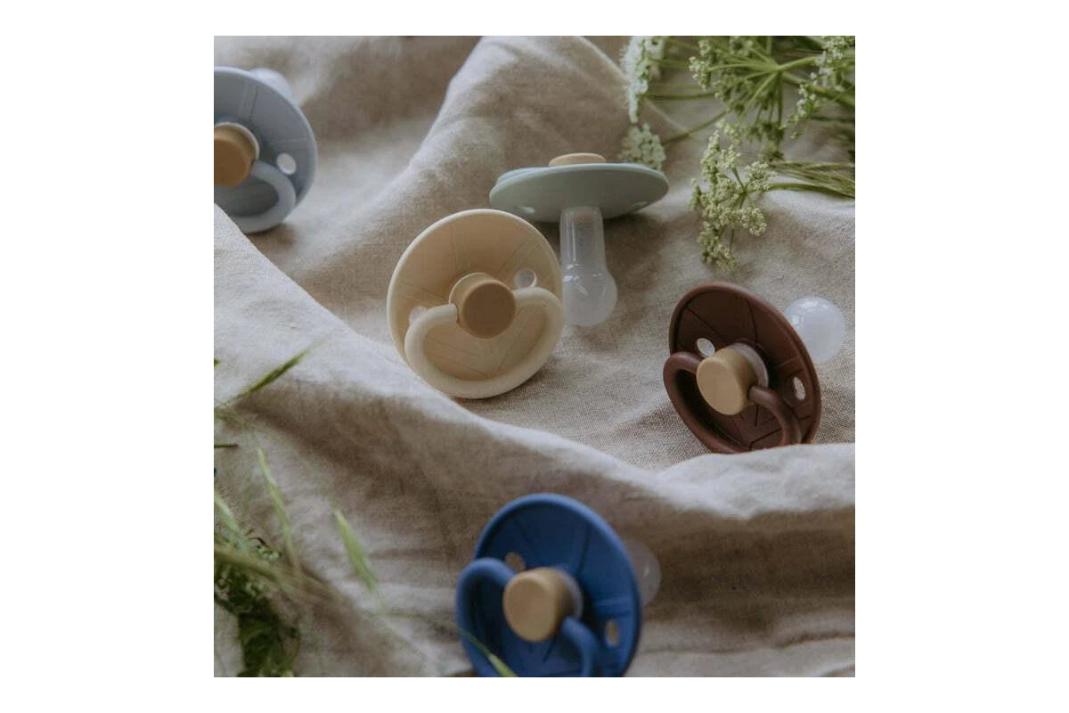 Frigg Little Viking Natural Rubber Latex Pacifier 2 Pack - Knud/Sigrid (6-18 months)