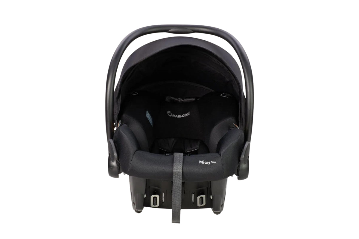 Maxi Cosi Mico Plus Isofix Baby Capsule (Onyx)