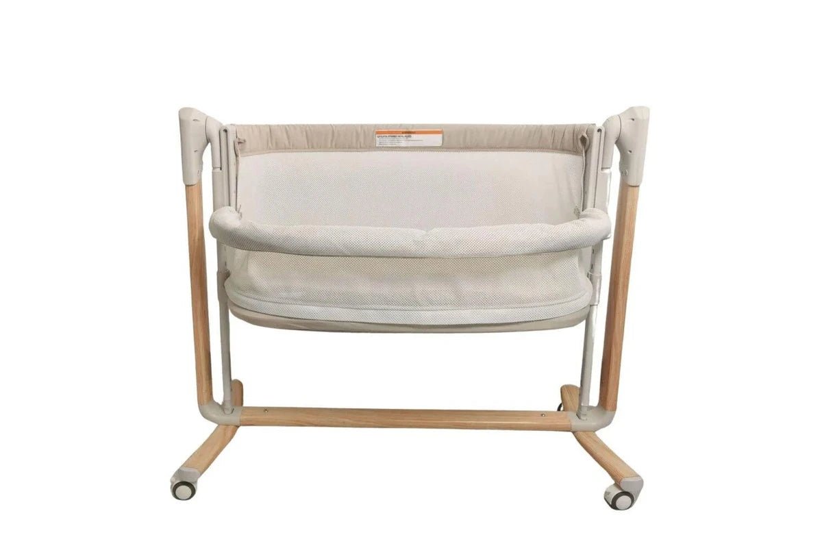 Baby Studio Baby Rockabye Bedside Sleeper Soothing Bassinet w/ Wheels 0-12m